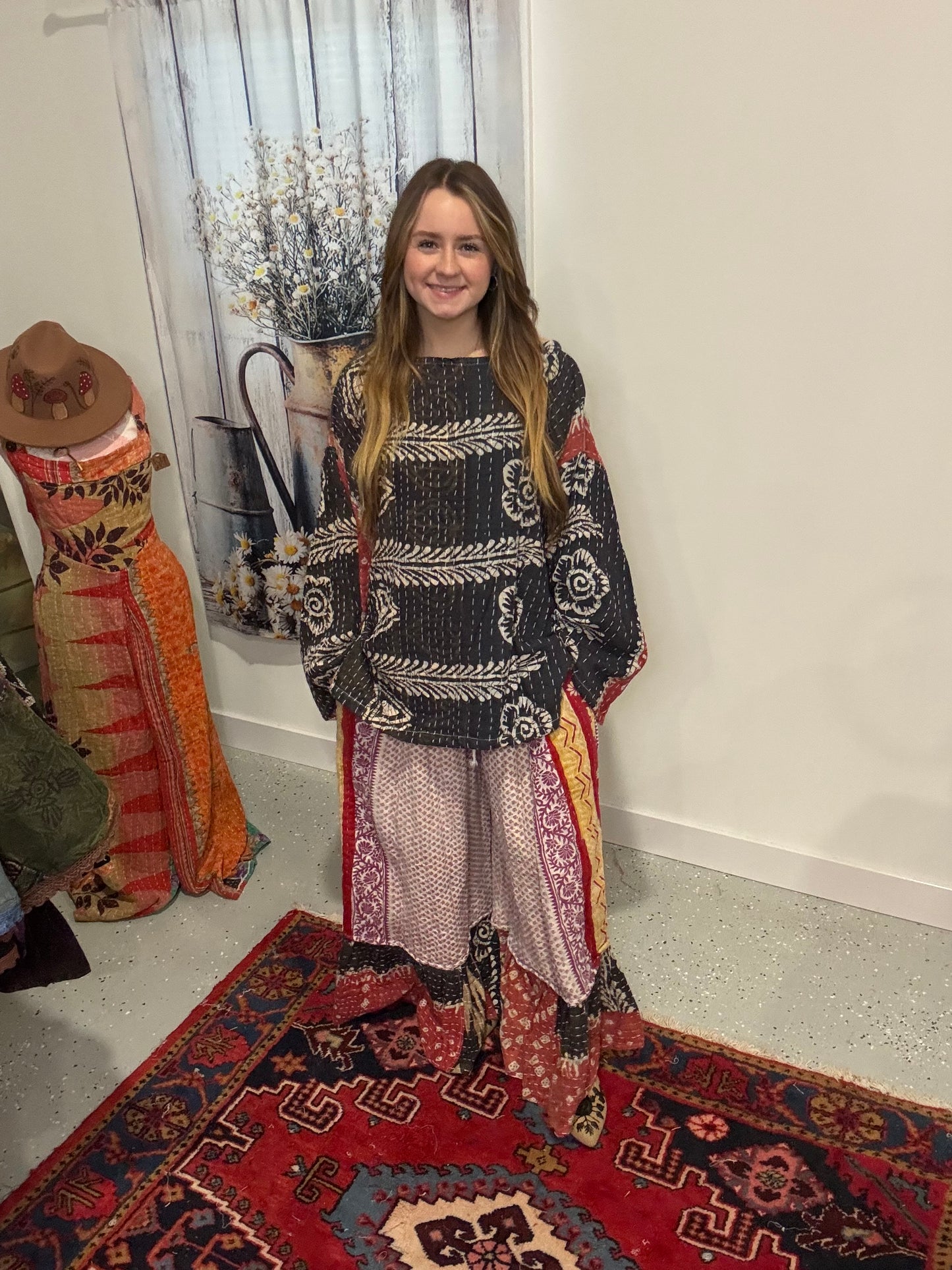 Set of tunic style top with ruffle pants - One Size M to 3X