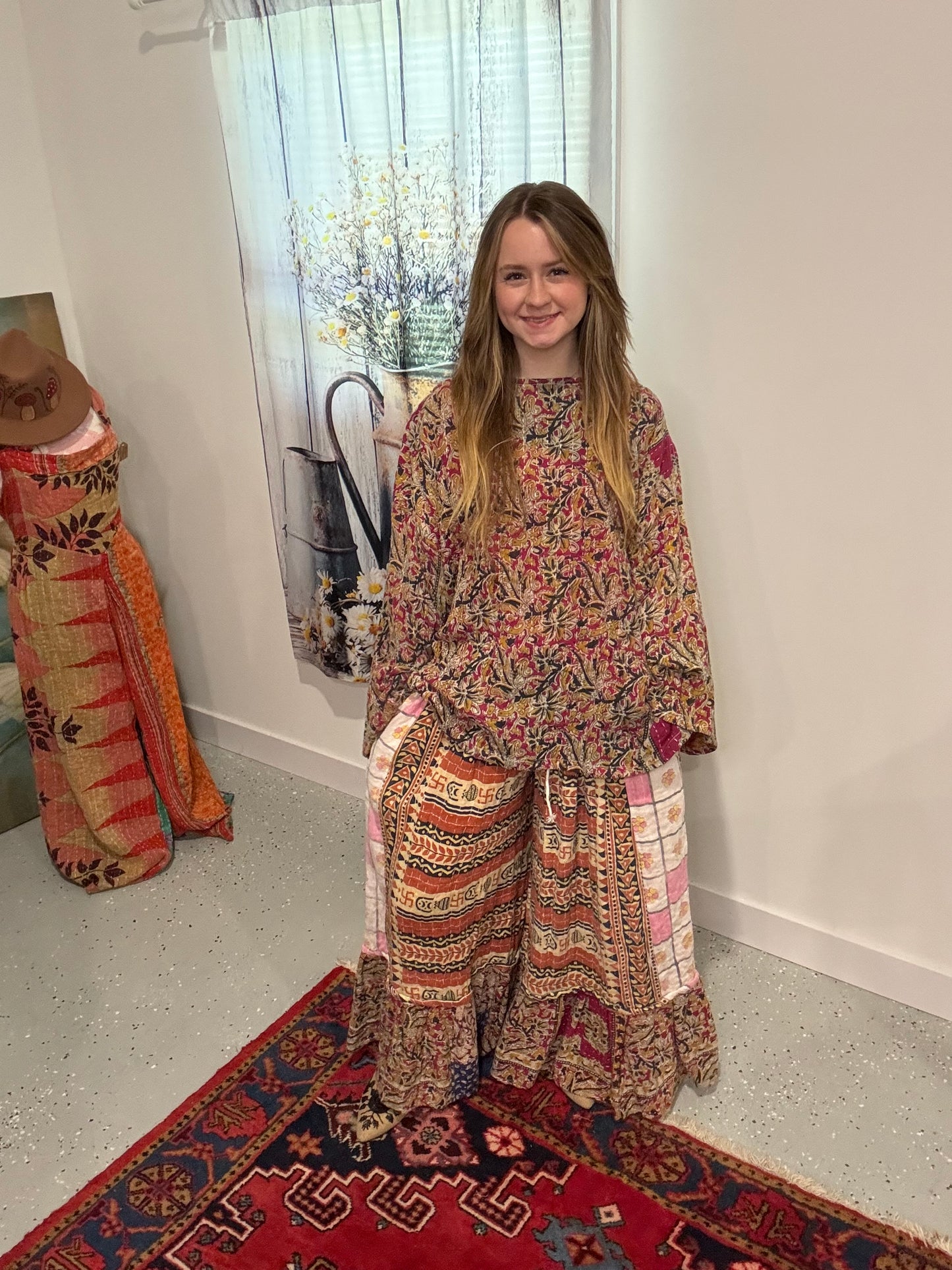 Set of tunic style top with ruffle pants - One Size M to 3X