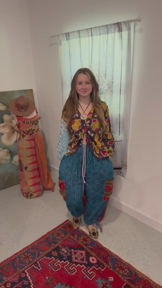 Set of Top with front cinch and convertable pants in kantha - One Size S to 3X