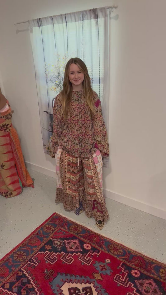 Set of tunic style top with ruffle pants - One Size M to 3X